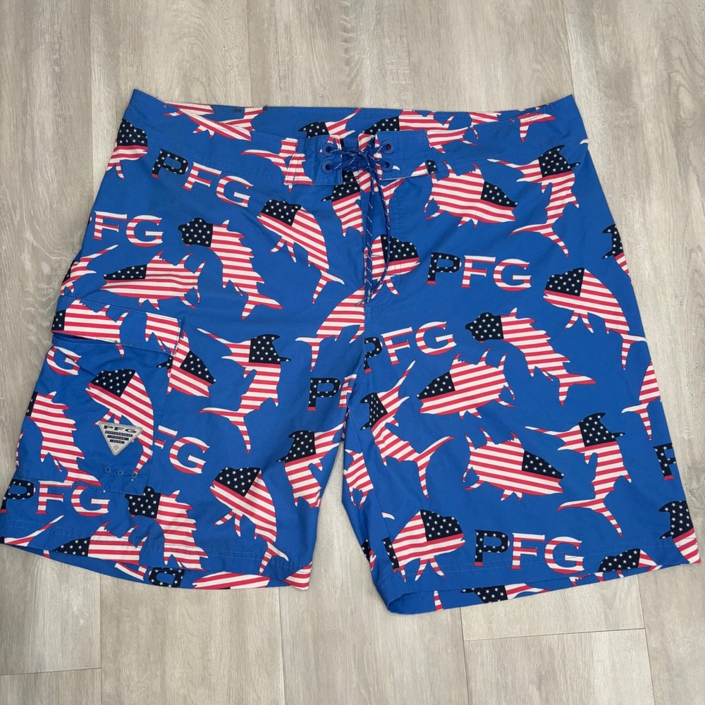 Columbia PFG Mens Blue American Flag Fish Board Shorts Size 42 Patriotic Stretch